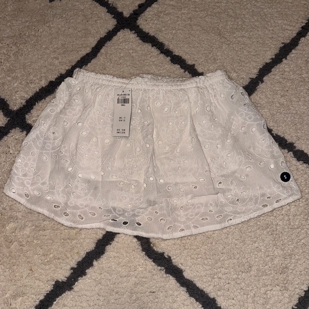 Hollister flowy tube top